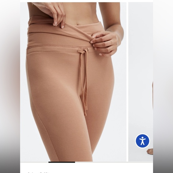 Fabletics NWT High-Waisted Tan Leggings Size S - Picture 2 of 3